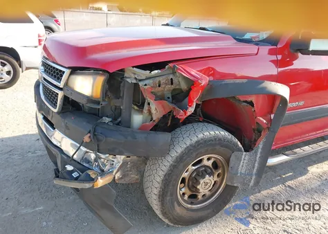 2006 Chevrolet Silverado 2500Hd Lt2 z USA, uszkodzony, nr VIN 1GCHK23U16F231731